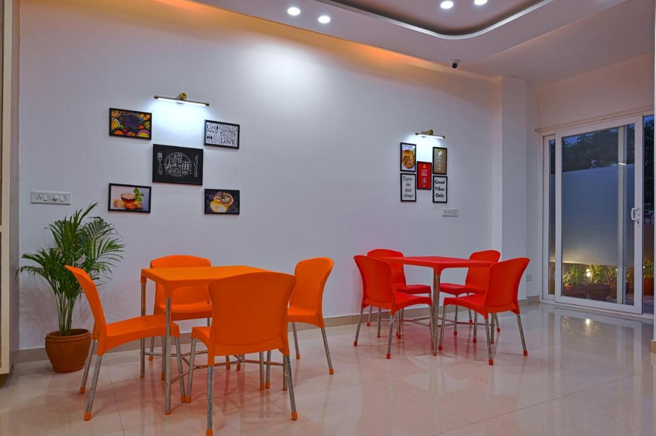 Hotel Golden Stay Amritsar Zewnętrze zdjęcie